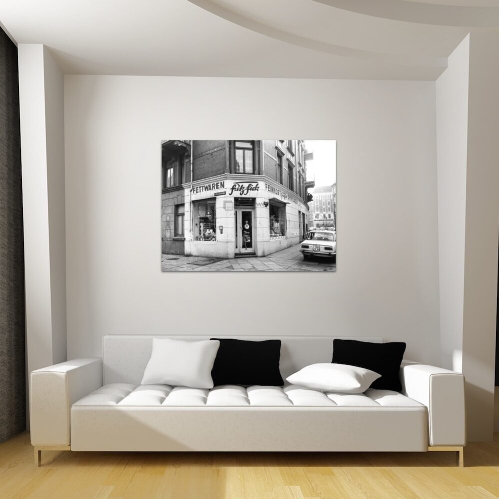 KHN00025_wall1