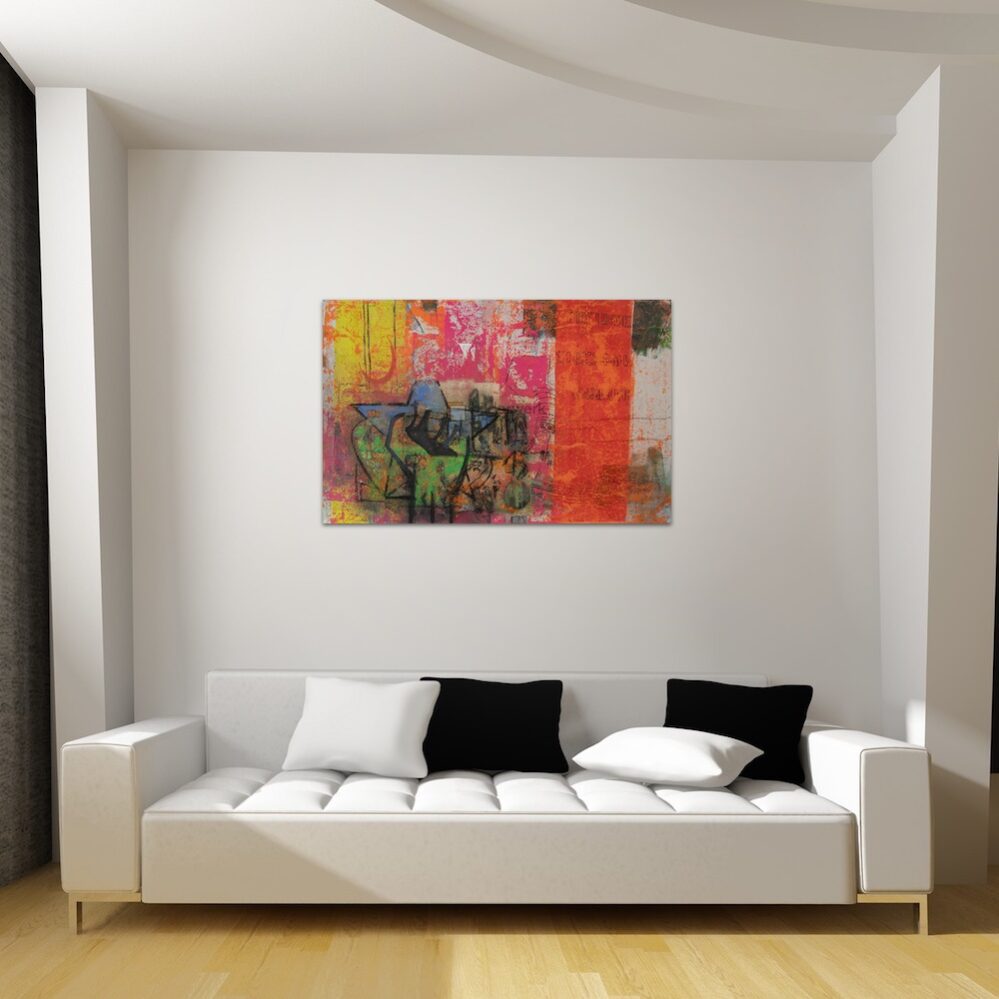 MJD00072_wall1