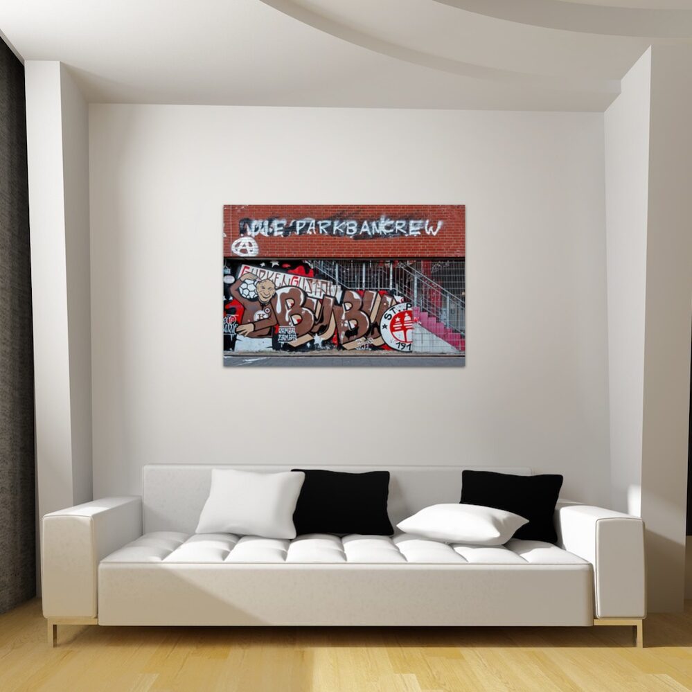 KAW00167_wall1