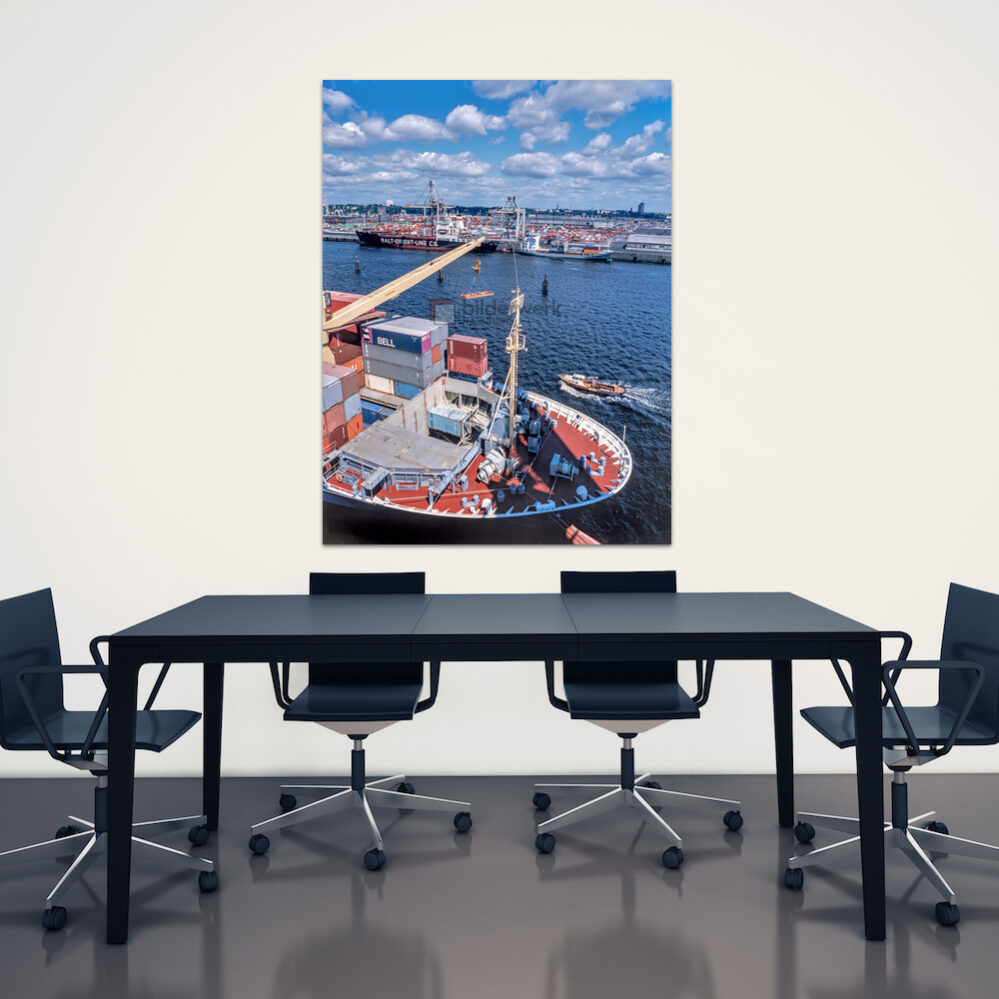 KHN00084_wall2