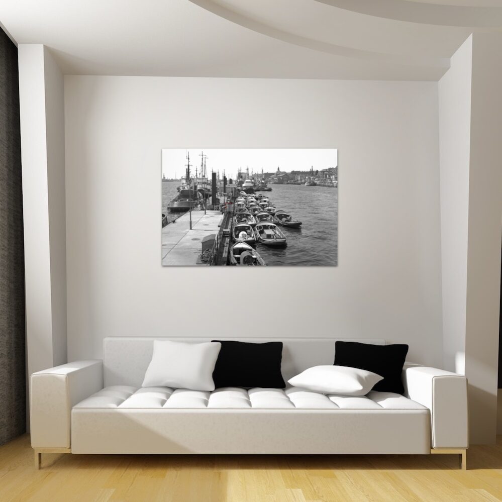KHN00107_wall1