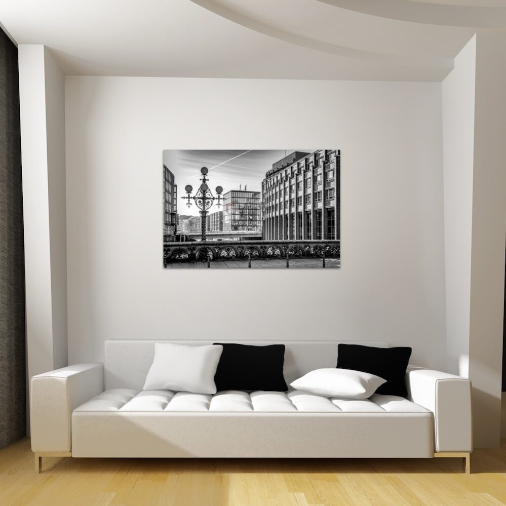 KBN00642_wall1
